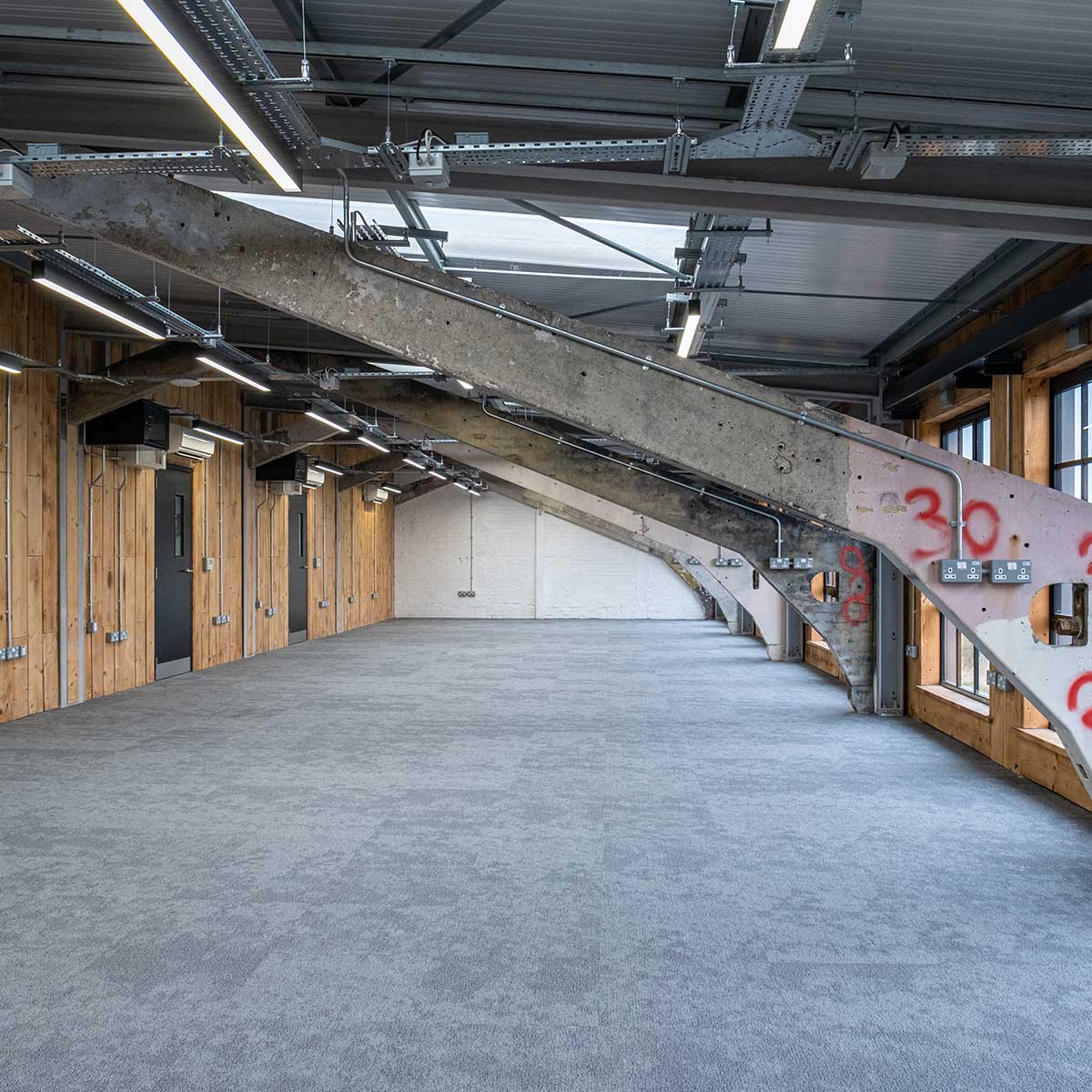 Large, flexible office space near Woking available, designed for